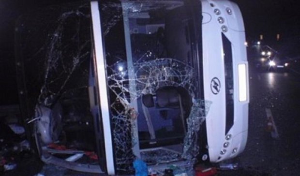 Под Тулой перевернулся автобус: пострадали 42 человека (фото)