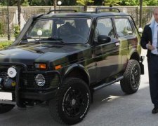 Секретний суперкар Путіна вдалося засікти на камеру
