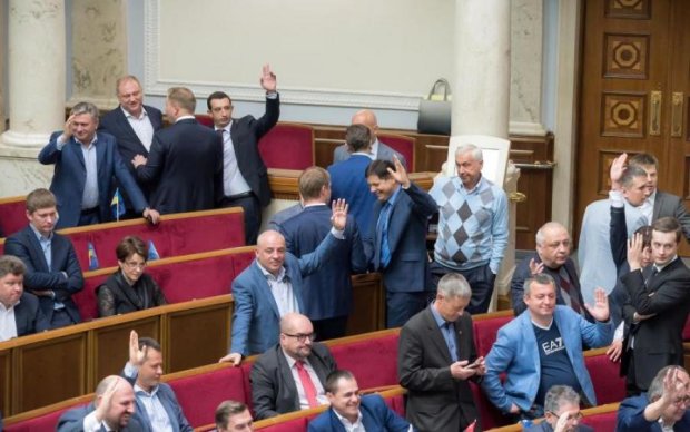 Депутаты развязали руки следователям