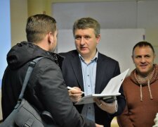 Романенко після "потопу" в Ocean Plaza створив інструкцію Smart-киянина: "Заповіт не буде зайвим"