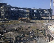 У Донецькому аеропорту знайдені тіла загиблих в неідентифікованій формі