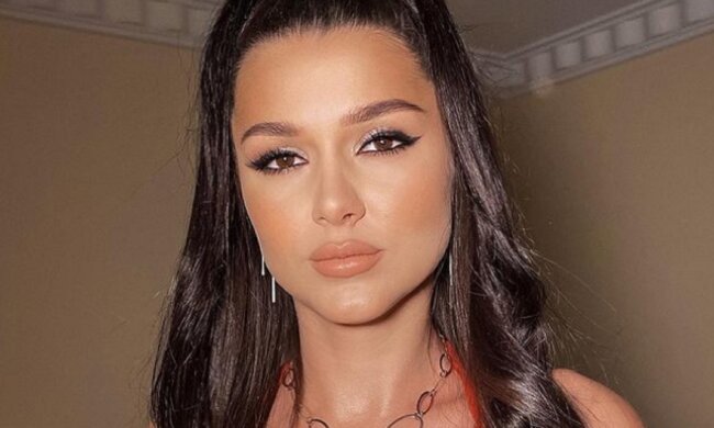 Полуголая Юля "Зайка" показала Холостяку Заливако, кого он потерял: "Где-то в твоих мечтах"