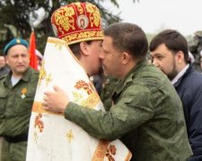 Стало відомо, як попи "обслуговують" терористів Донбасу