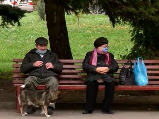 Пенсіонери, кадр з відео