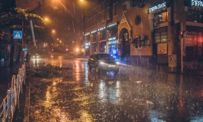 Погода в Харкові 7 червня: очікуються сильні зливи, в Україну прийшов циклон