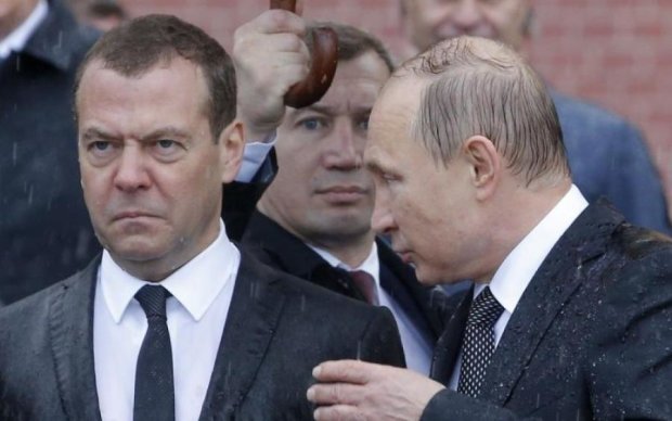 Медведєв йде у відставку: хто очолить російський уряд