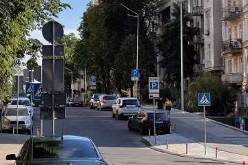 Киев, улица, авто. Фото: Знай.ua