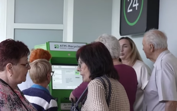 Пенсионеры. Фото: скрин youtube