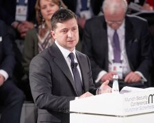 У Росії влаштували істерику після заяви Зеленського про проведення виборів у Криму