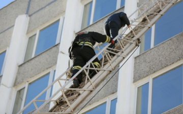 У Дніпрі з'явився місцевий Панін. Шокує з висоти: відео