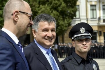 Кабмин выделил 20 млн грн на автомобили для патрульной службы - Аваков