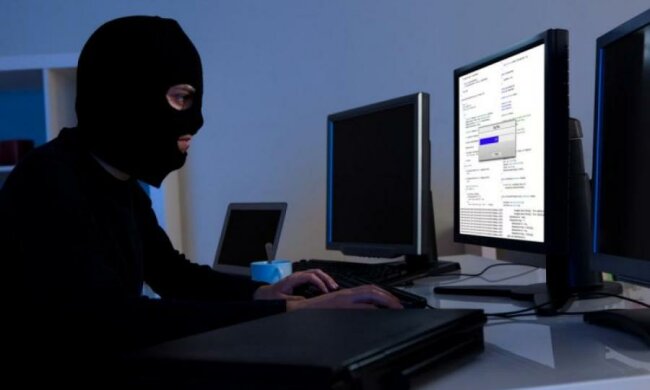 Атака на Україну: путінські хакери вже заразили сотні тисяч пристроїв