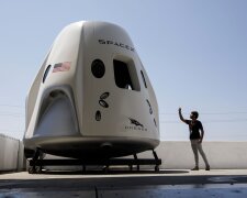 Путевки в космос теперь реальность - в SpaceX назвали дату первого туристического полета