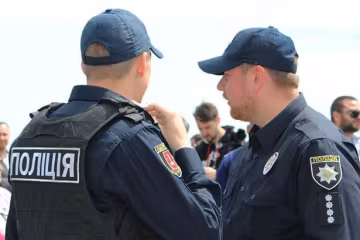 В родной город Фреймут пришла беда, копы прочесывают каждый метр: что известно о пропавших детях