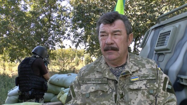 Зеленский уволил с военной службы министра обороны времен Кучмы