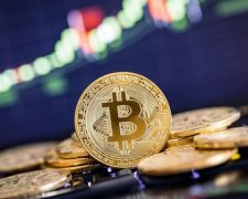 Курс біткоіна 18 березня: популярна криптовалюта намацує дно