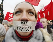 Россиянам запретят критиковать власть в интернете