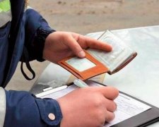 Який вигляд матимуть водійські права нового зразка