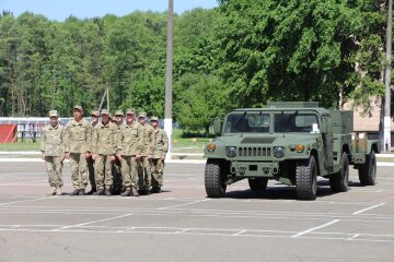 Небо Донбасса разорвали громкие выстрелы: украинские герои закрыли грудью родную землю, есть раненые