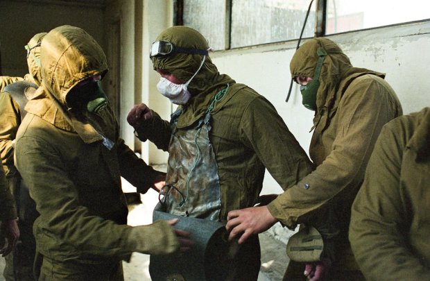 Ліквідатор Чорнобильської аварії оголосив голодування у центрі Полтави: "Виріжу..."