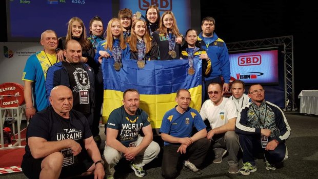 Украинские спортсмены триумфально выступили на Чемпионате Европы по пауэрлифтингу