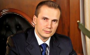 ГПУ не дала Саші-стоматологу зняти гроші з рахунків 