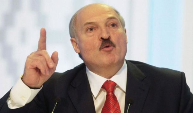 Лукашенко каратиме білорусів, які воюють в Україні