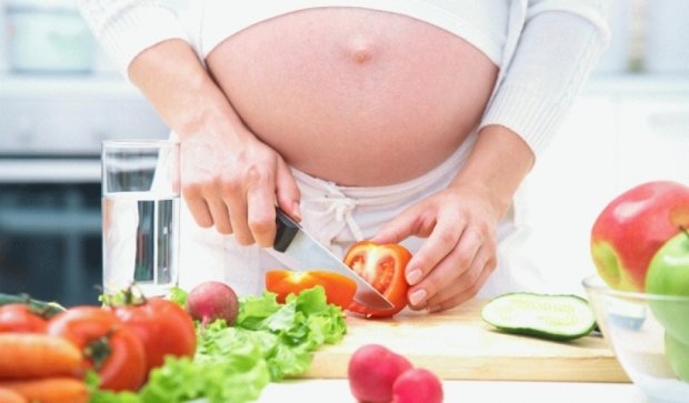 Ученые опровергли пользу мультивитаминов для беременных