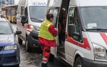 Київські тролейбуси зупинилися через серйозну аварію