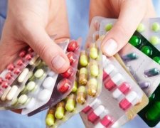 Українці страждають від несвоєчасних поставок ліків