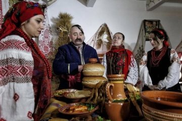 В «Мамаєвій Слободі» вчили готувати кутю та різдвяні страви (фото)