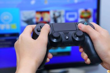 Sony и Microsoft бросили геймеров у разбитого корыта: кина не будет