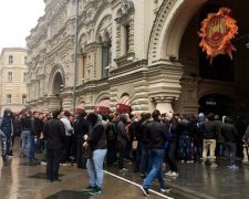 Ленін не в моді: на Красній площі вишикувалася черга за IPhone 7
