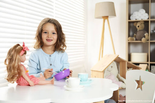 Психология игры: о чём расскажет то, как ваш ребёнок обращается с куклой