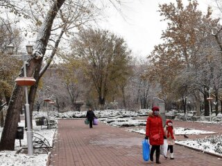 Сніг, фото: Unian