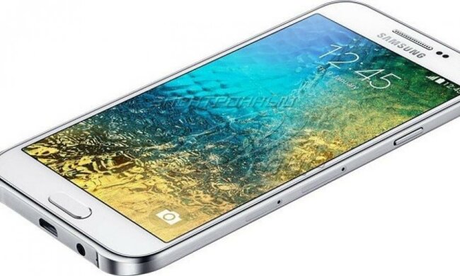  Samsung працює над смартфоном з двома ОС