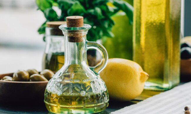 Оливковое масло и лимон