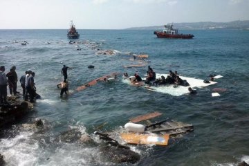 Рятувальники виловили з моря тисячі біженців за лічені дні