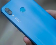 Huawei Nova 3: китайський флагман з чотирма камерами