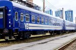 Пошкодження залізничної інфраструктури після обстрілу Києва