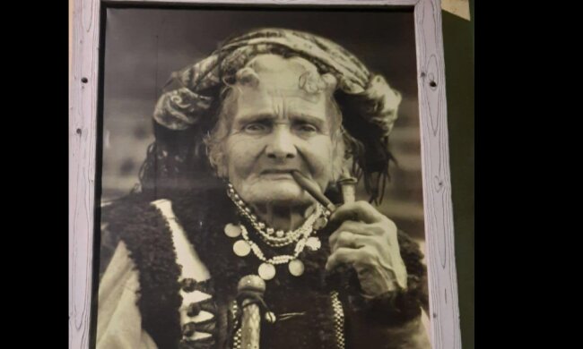 В мережі показали еталон гуцульської жінки, цей портрет облетів світ: "Легендарна"