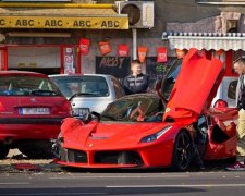 Смотреть больно: автоледи безжалостно убила новенькую Ferrari за 60 секунд