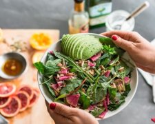 Работай эффективно: 8 доступных продуктов, чтобы "прокачать" мозг