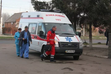 Дніпровські хірурги повернули голос маленькій принцесі, це диво: прокинулася і покликала маму