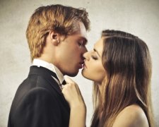 Лікарі рекомендують цілуватися довго і регулярно