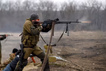 Під Маріуполем бойовики зрешетили будинок з мирними жителями: подробиці