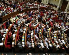 Реінтеграція Донбасу і здача Польщі: що Рада замислила на цей раз