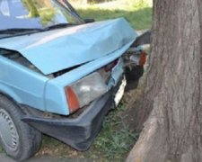 На Дніпропетровщині затримали чоловіка за побиття та викрадення авто (фото)
