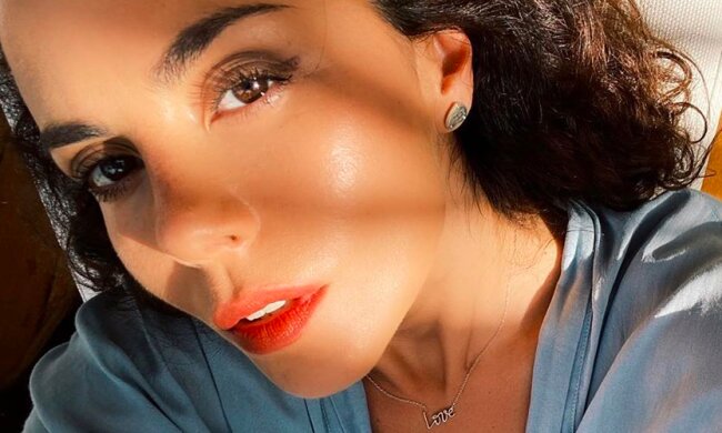 Настя Каменских покорила сексуальностью на "Голос країни 10", горячий образ жены Потапа