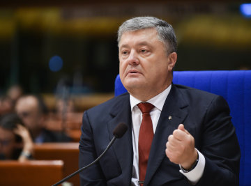 Воєнний стан в Україні: Порошенко видав новий указ, усі подробиці